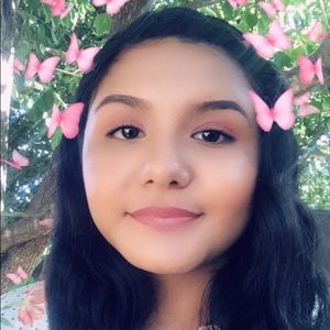 Meet your Posher, Rocio